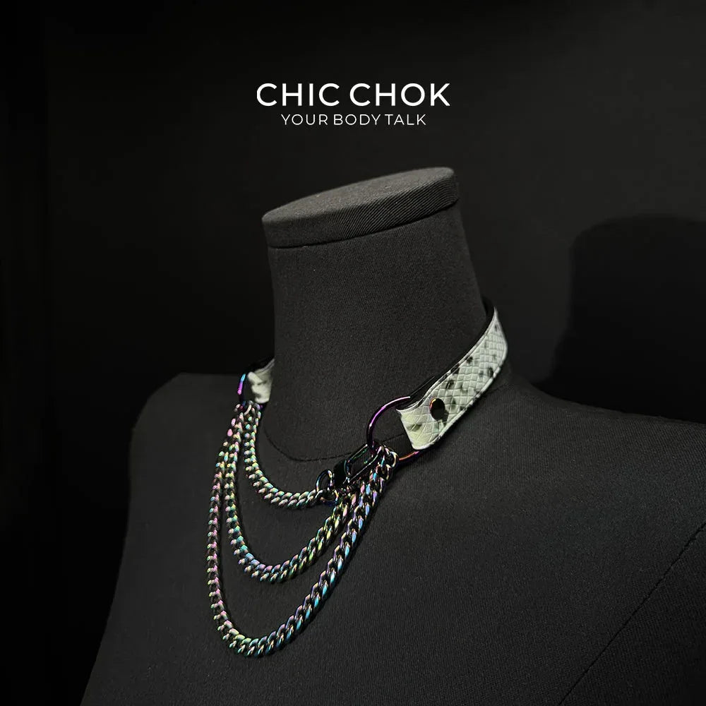 CHICCHOK [Breathless] Pulling Fashion and Fun Choker Python texture leather - CHICCHOK - 