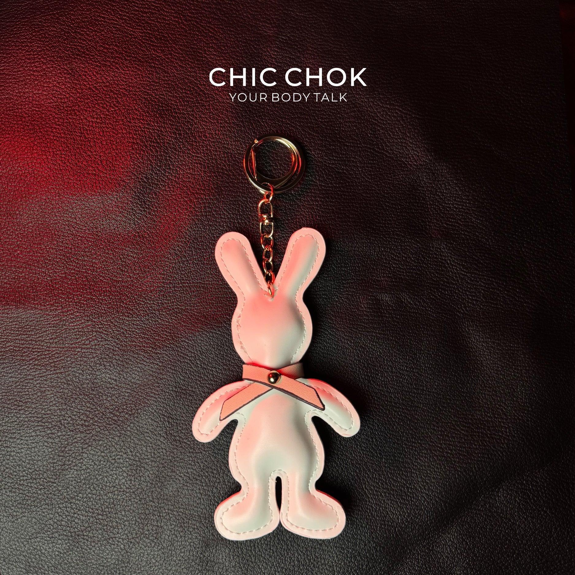 Groovy Bunny | Fun and trendy Easter, cute and dynamic with you Keychain - CHICCHOK - Accessories - Accessories