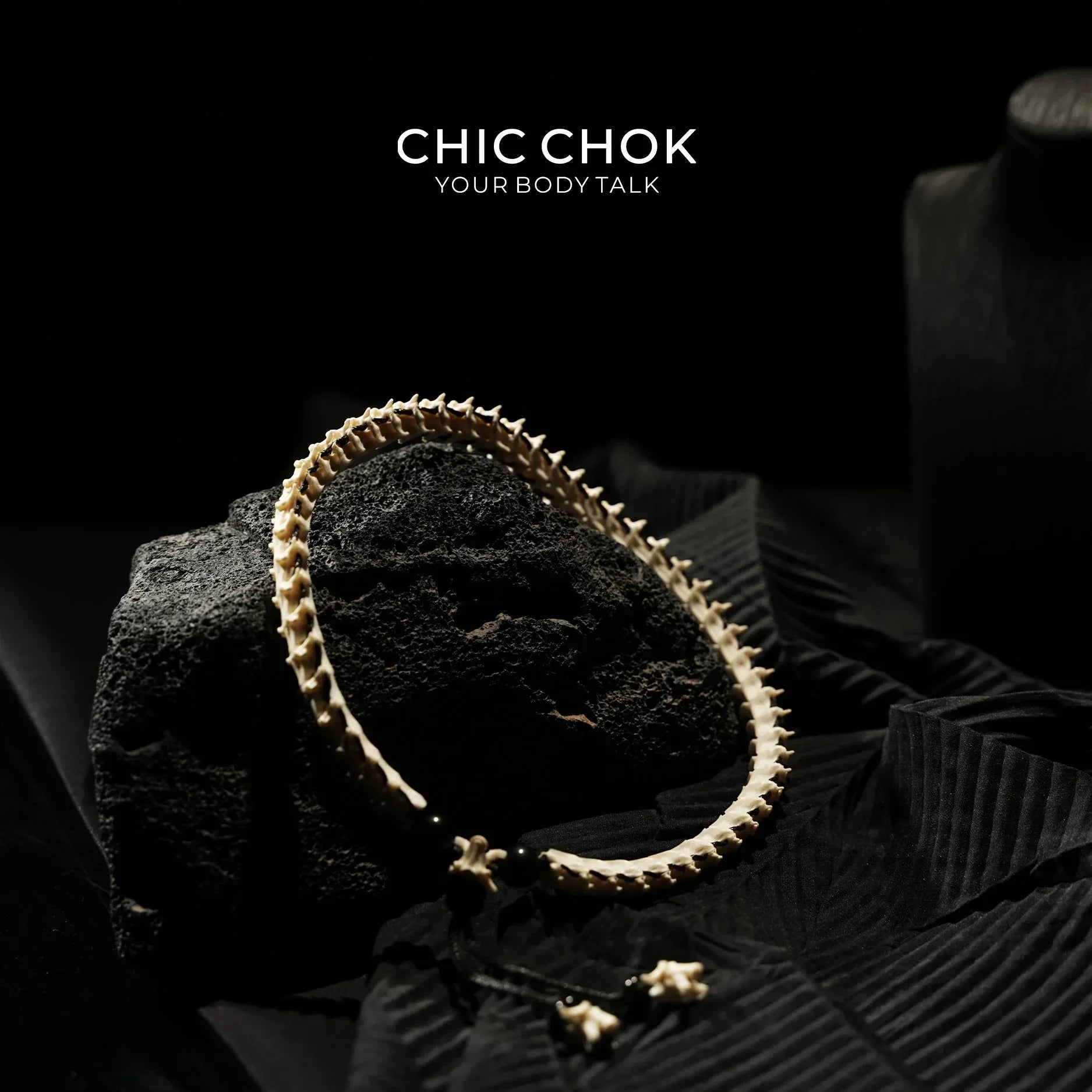Bone Shadow Ink Thorn - CHICCHOK - - Bracelet