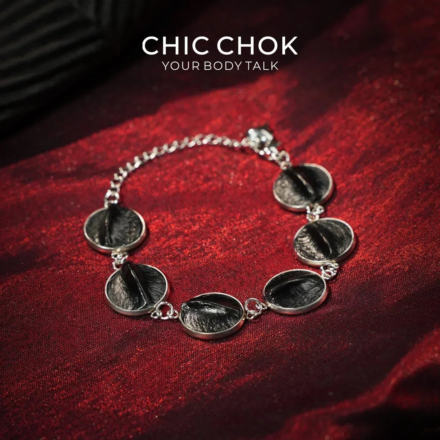 CHIC CHOK The Crocodile’s Stillness: Textured Scale Link Bracelet - CHICCHOK - - Bracelet