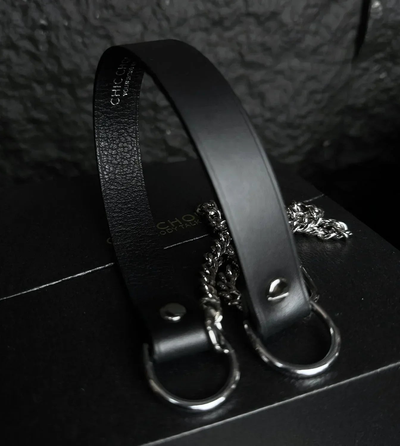 CHICCHOK [Breathless] Pulling Fashion and Fun Choker Ordinary - CHICCHOK - Choker, collar - Choker