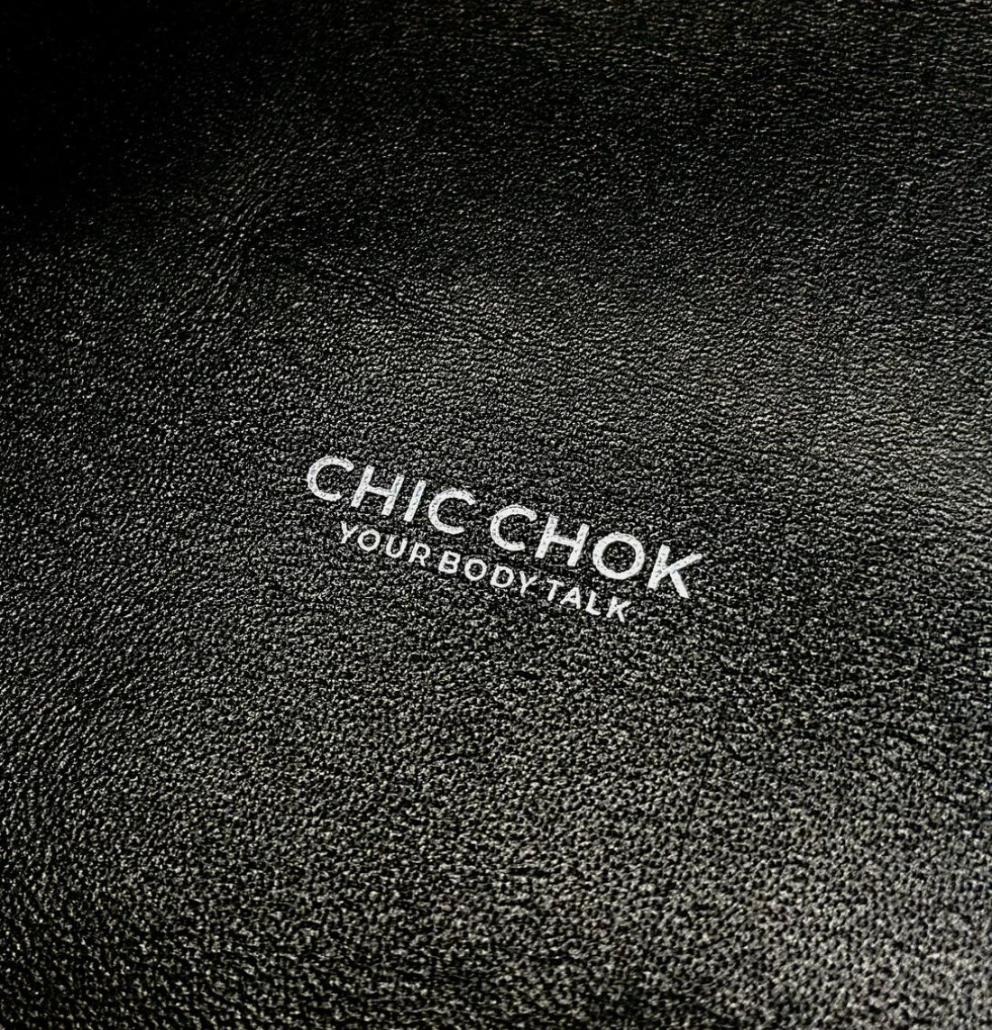 CHICCHOK [Spiked Breathless] Black Choker With Spikes Stylish Pulling Choker Necklace Spikes - CHICCHOK - Choker