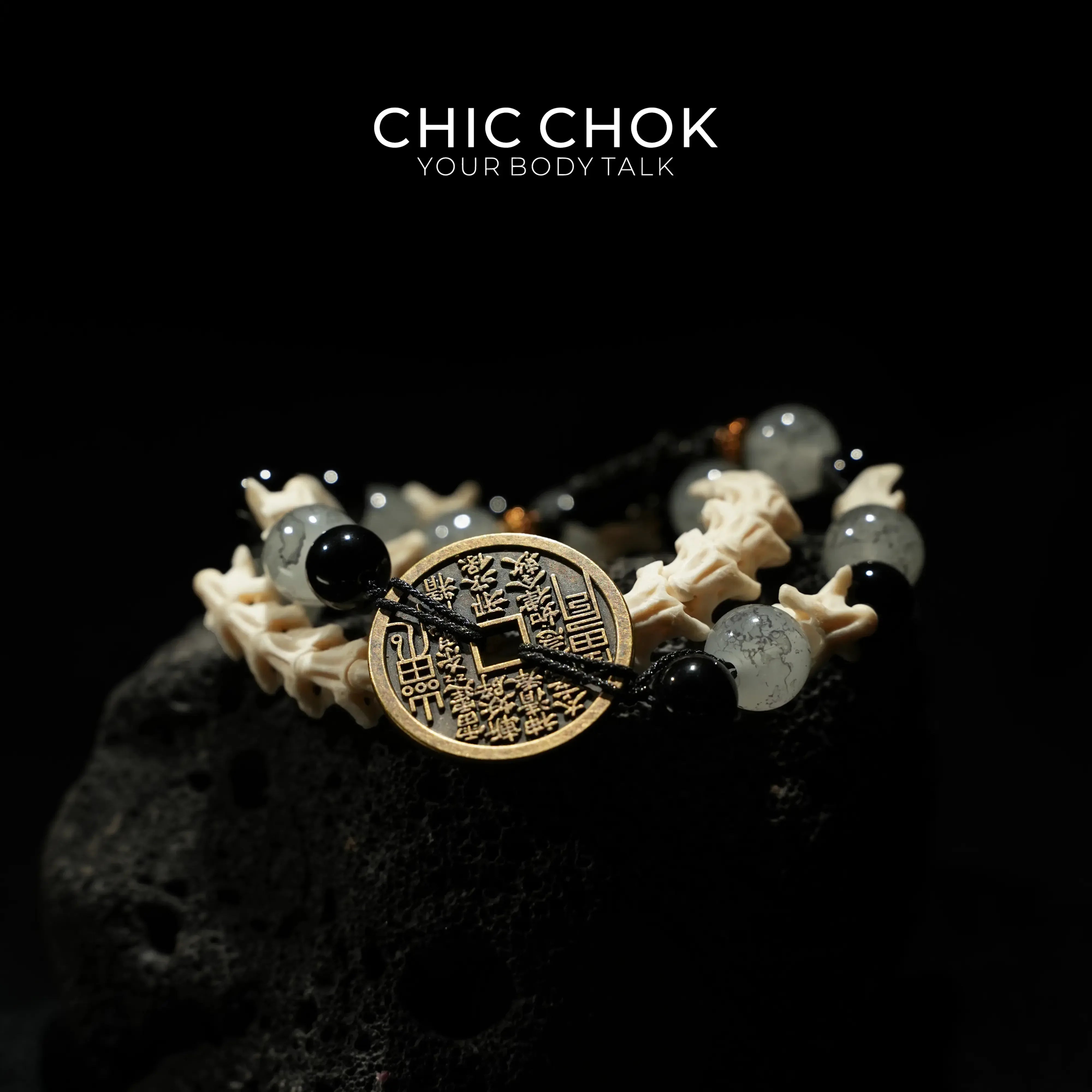CHIC CHOK | Blue Jade Mystic Hexagram: Oriental Arcane Symbols in the Dark Night - CHICCHOK - 