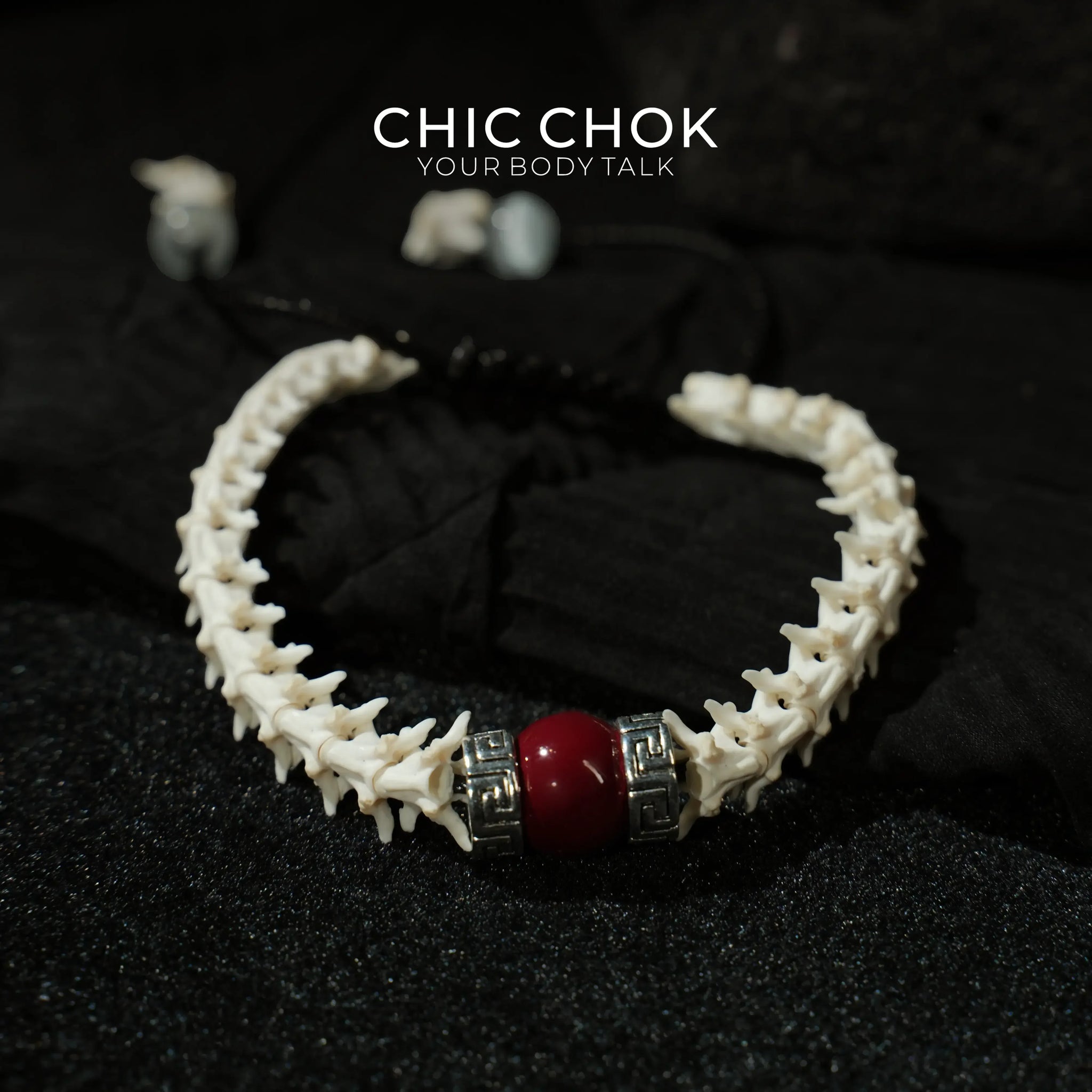 Red-Eyed Scaled Bone Bracelet - CHICCHOK - - Bracelet