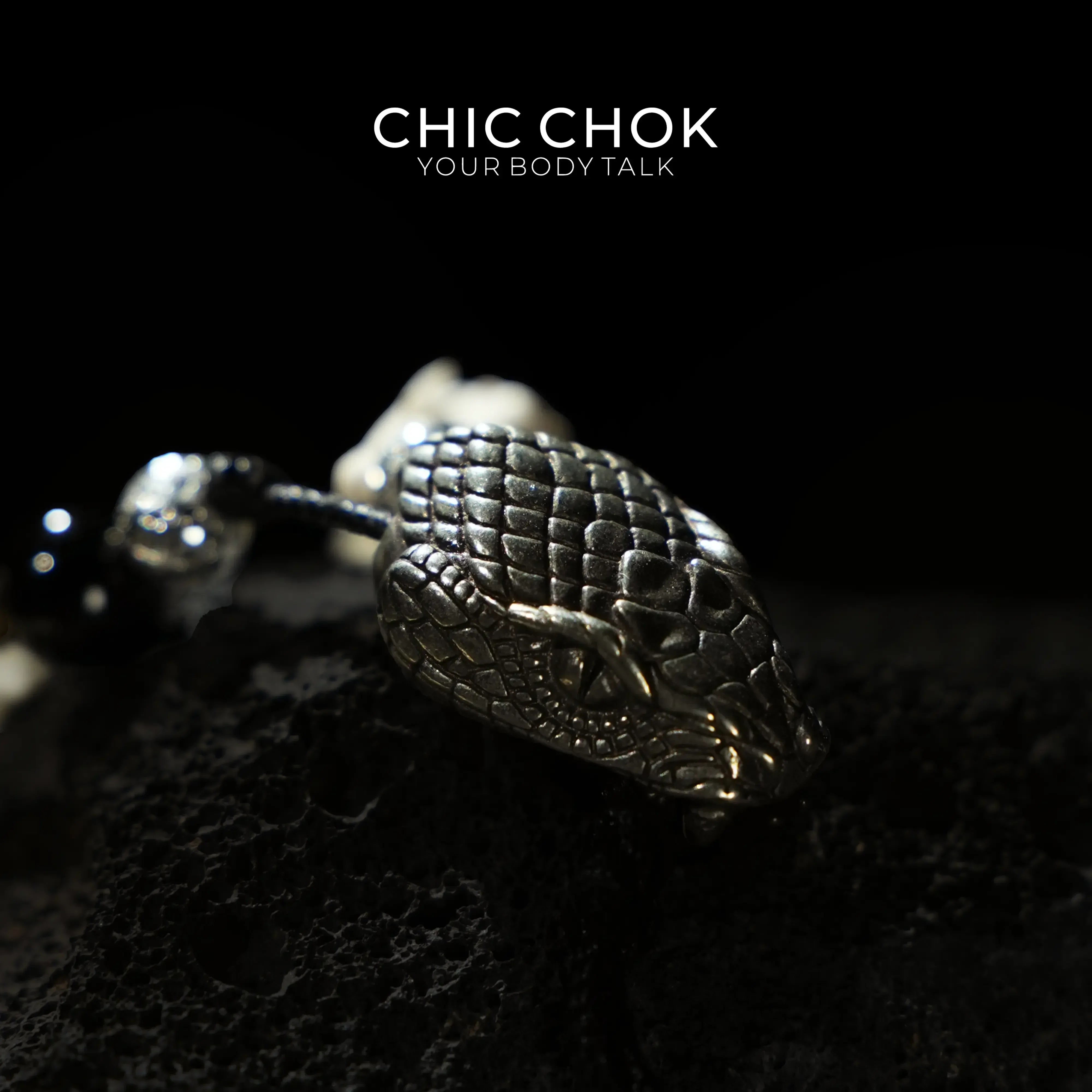 Obsidian Carapace Bone Spine - CHICCHOK - - Bracelet