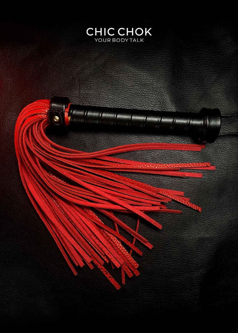 CHICCHOK - Luxurious Red and Black Leather Flogger - CHICCHOK - Special Event - Service