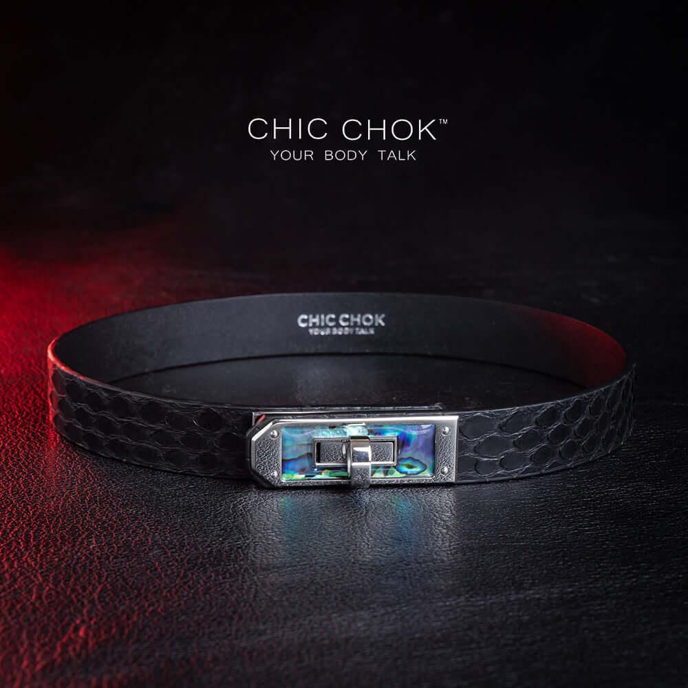 CHICCHOK [Aphrodite] - Black Python Fritillaria Front Closure Fashion Non-adjustable Choker - CHICCHOK - Choker