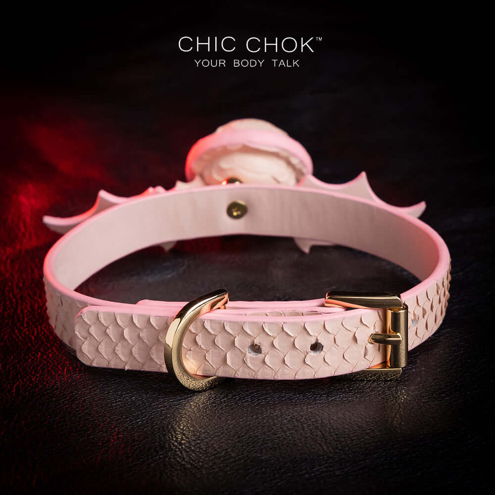CHICCHOK-pink, collar, bat wings, cute pink, cute girls, comfortable to wear